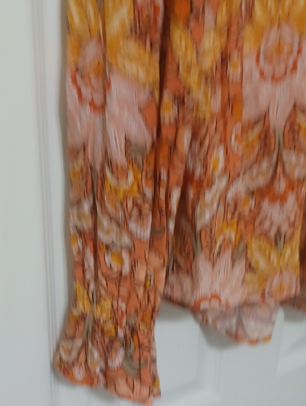 LOFT Sz M, (Runs Big) Salmon & Green, Floral Button-Front Long Ruffle Sleeve Top - Picture 4 of 10